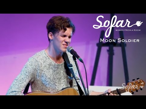 Moon Soldier - Мимо видео (клип)